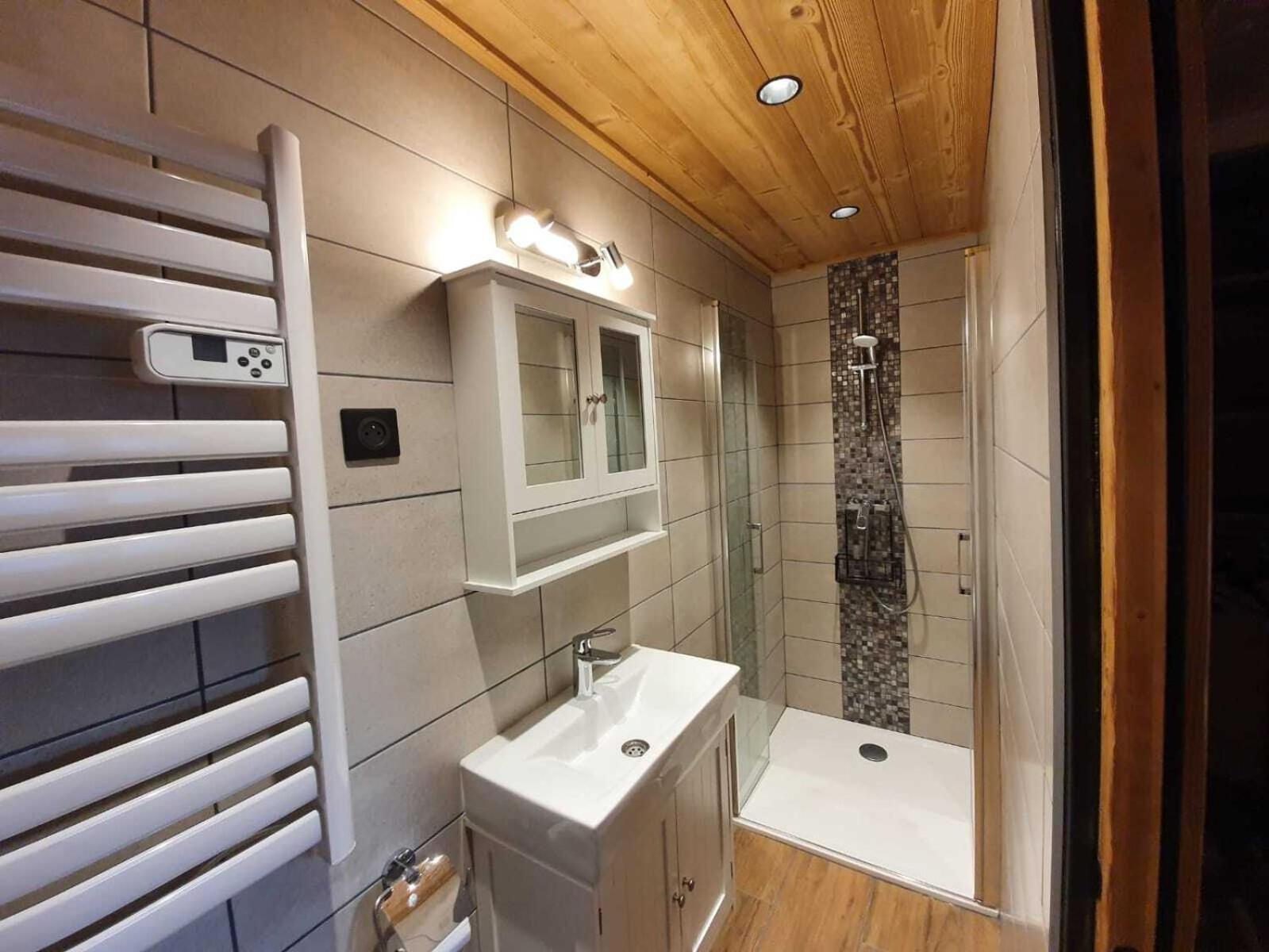 Chalet Delphinette - Spa privatif Morzine Eksteriør bilde